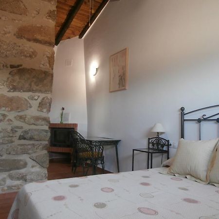 Almoharin Casa Rural Las Gamitas酒店 外观 照片