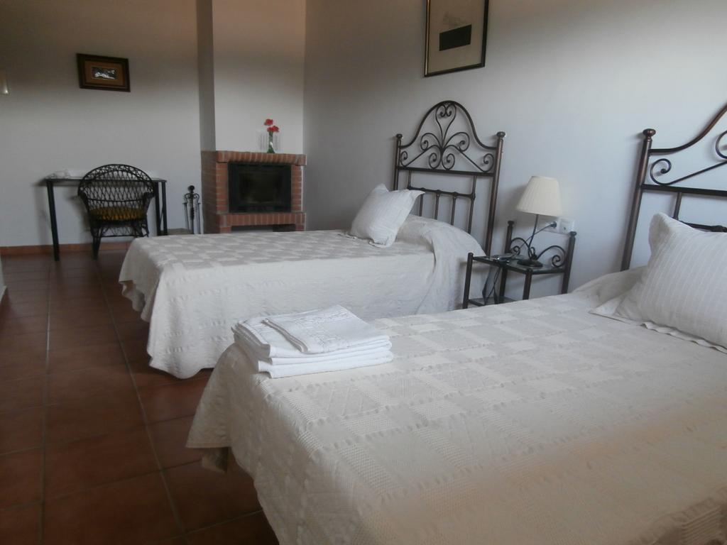 Almoharin Casa Rural Las Gamitas酒店 客房 照片