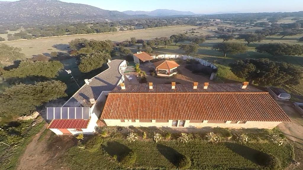Almoharin Casa Rural Las Gamitas酒店 外观 照片